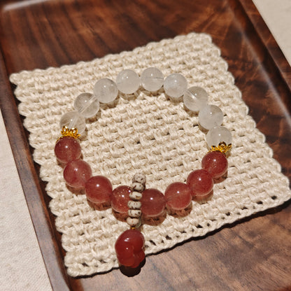 Handmade Bracelet with Cat‘s Paw Loop, Strawberry Quartz and White Phantom Quartz