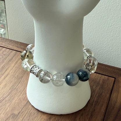 سوار من خرز الكوارتز الأزرق المصنوع من شعر الأرنب، مستوحى من الغابة المسحورة