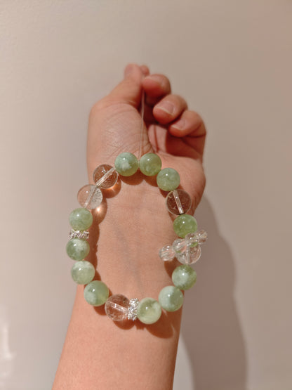 Handcrafted Serpentine Jade Bracelet with Green Phantom Quartz – A Unique Gemstone Jewelry Masterpiece