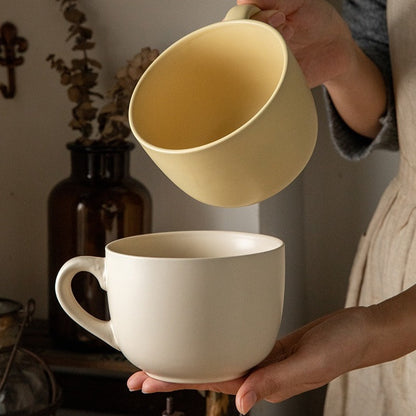 This is a 825ml big matte ceramic mug and oatmeal bowl. 2 colors for options: egg yolk and creamy yellow.