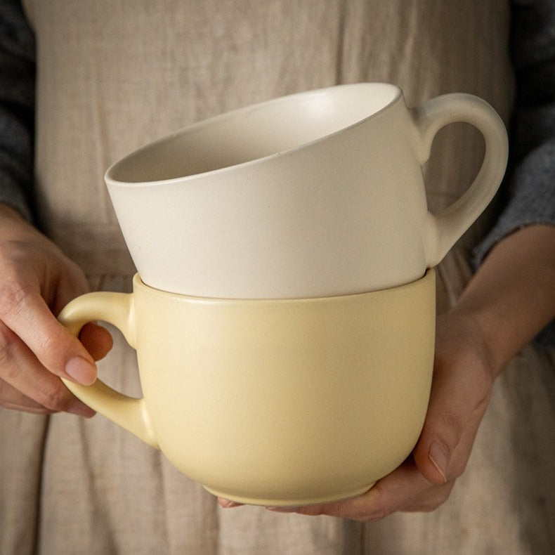 This is a 825ml big matte ceramic mug and oatmeal bowl. 2 colors for options: egg yolk and creamy yellow.
