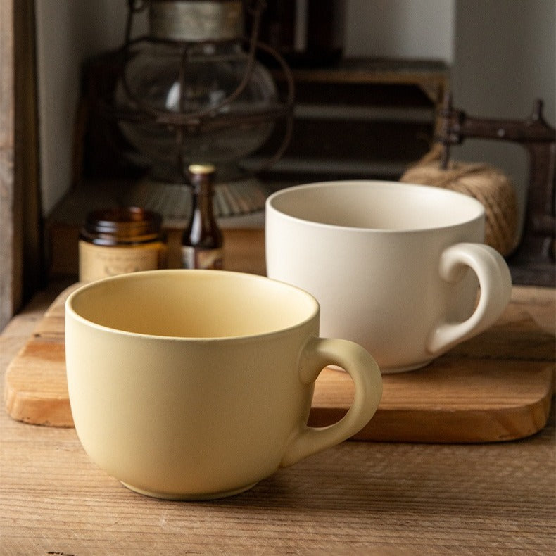 This is a 825ml big matte ceramic mug and oatmeal bowl. 2 colors for options: egg yolk and creamy yellow.