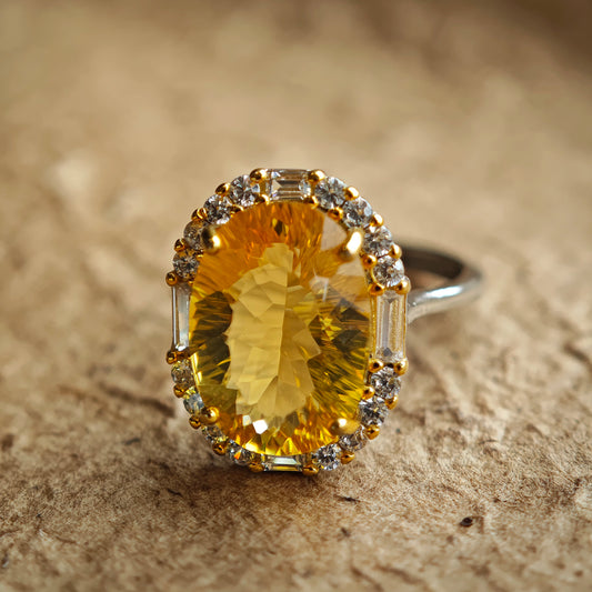 A 7-carat natural citrine, cut to 128 facets, turns this ring into a private sunrise that follows every finger move.